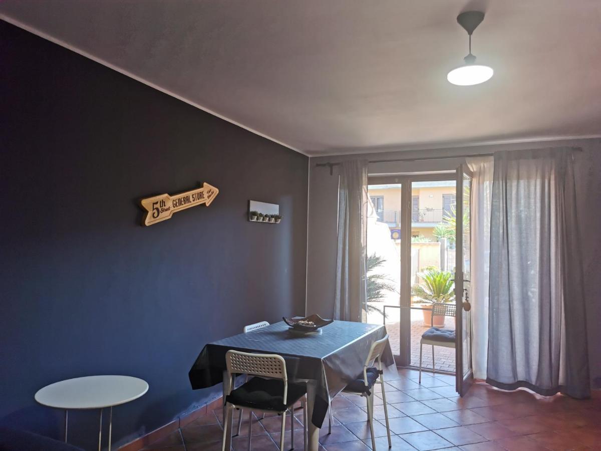 Il Loto Lägenhet Caltagirone Exteriör bild